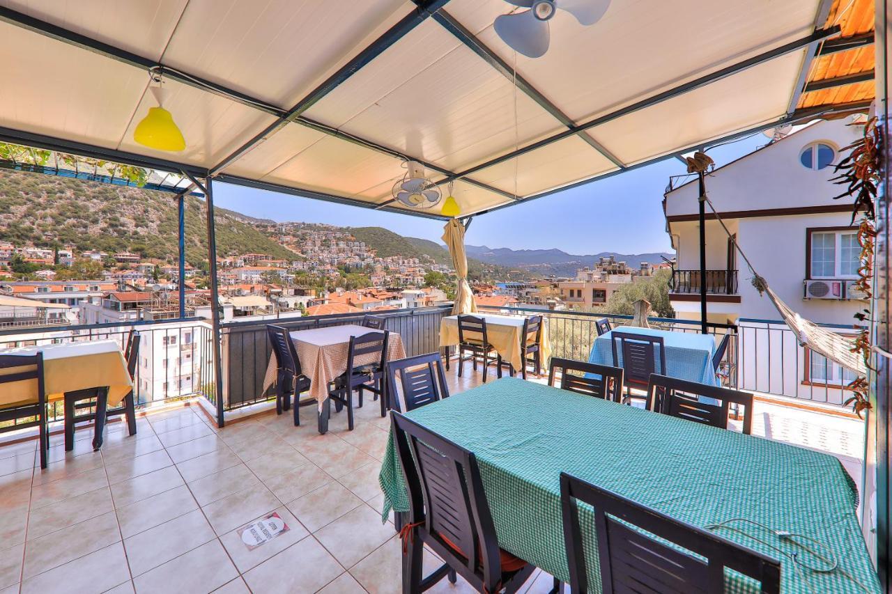 Santosa Pension Каш Экстерьер фото